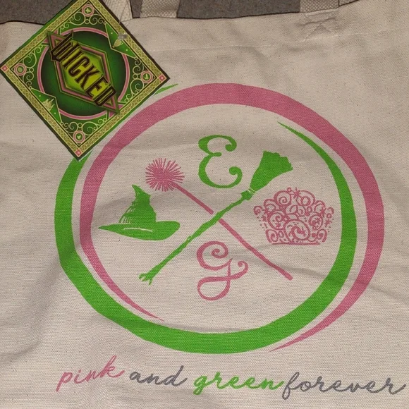 ☃️ WICKED Movie Bundle- Tote, Lip Glosses, Surprise Packs - Picture 7 of 7